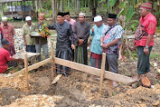 Peletakan Batu Pertama Pembangunan Musalla Bustanus Sai'dah Oleh Waled Lapang