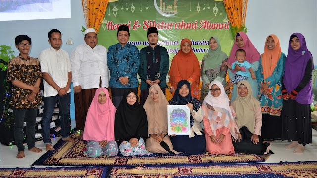 Galeri Foto Reuni dan Silaturrahmi Alumni Pengurus Asrama Trunojoyo 2012 - 2016