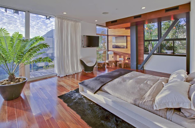Photo of another bedroom with an amazing views