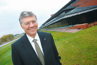 Domino's founder Tom Monaghan pledges half of his fortune to charity