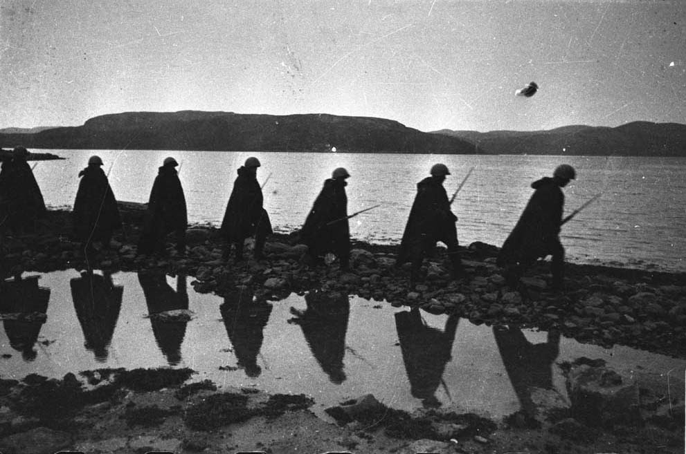 world war 1 soldiers marching. Soldiers Marching For Battle