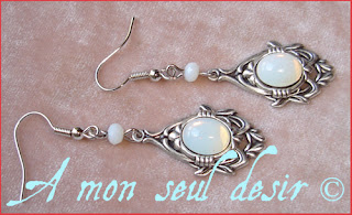 Boucles d'oreilles elfique féerique elfe Arwen fée opale blanche bijou Lumière d'Elendil Galadriel White opal fairy elven earring jewel