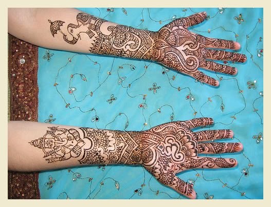 Latest Arabic Mehndi Designs Photos 2013