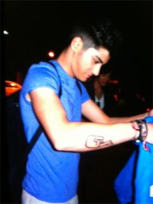 Amazing zayn malik tattoo is best ink Star Tattoo Gallery Tattoo design 