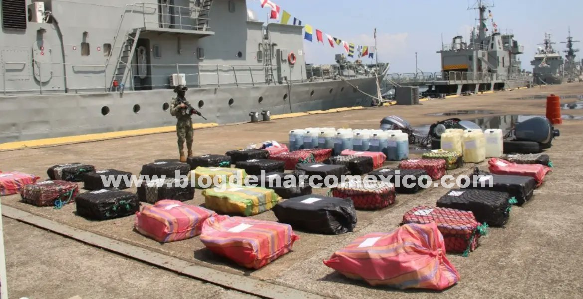 SEMAR aseguró 1600 kg de Cocaína en en Barra de Nexpa de Aquila; Michoacán