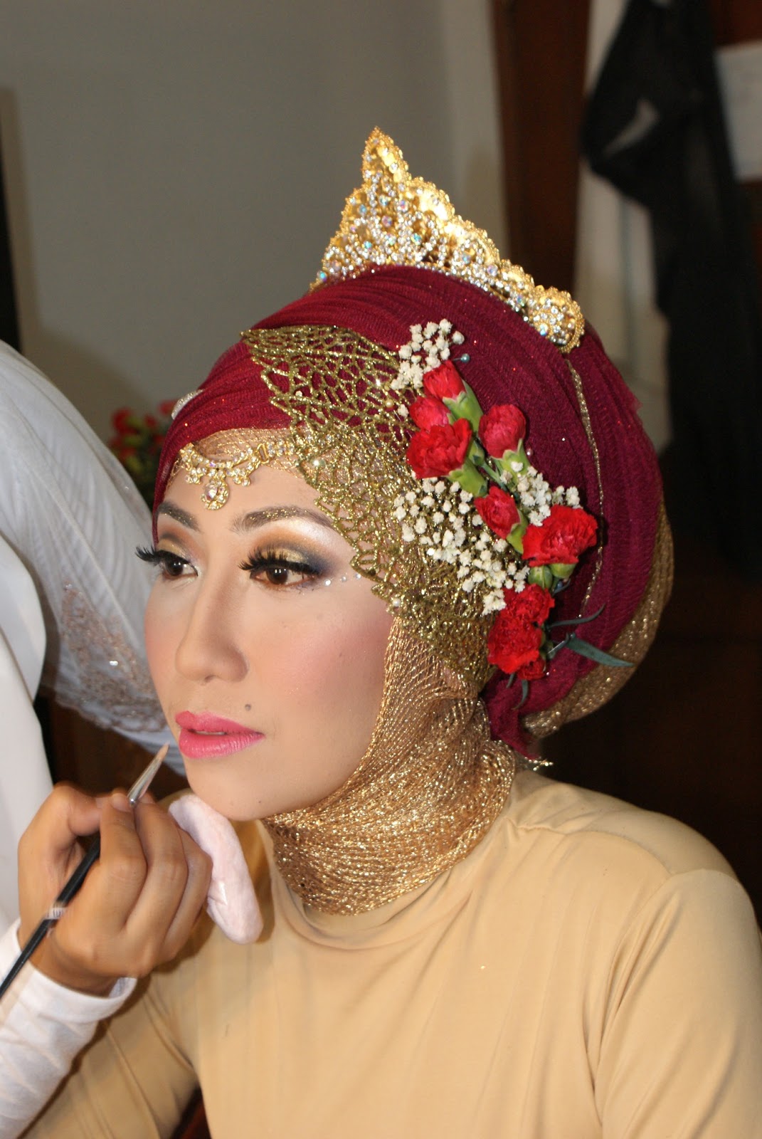 Lipstick Untuk Tata Rias Pengantin