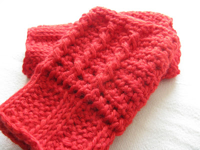 2. Tiny Cables Crochet Wristwarmers