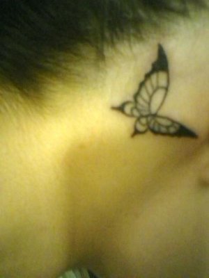 tattoo on neck for girls. Picture Sexy Girls Tattoo With