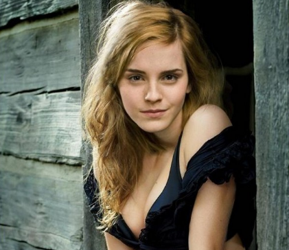 Hot Celebrity Emma Watson
