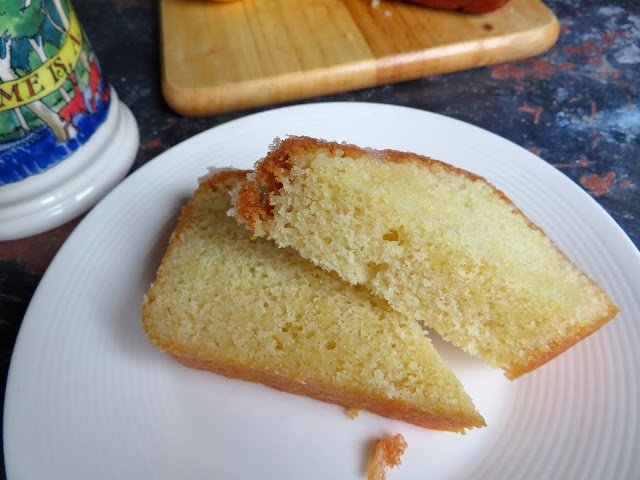Mary Berry's Lemon Drizzle Cake