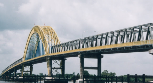 Mengenal Tembilahan Kota Seribu Jembatan / Sungai