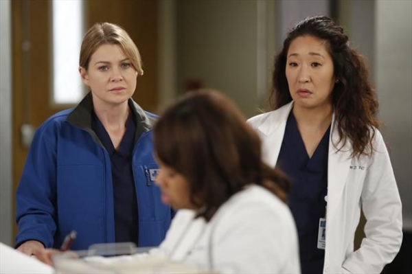 sandra oh & ellen pompeo in grey's anatomy 9.12  "walking on a dream"