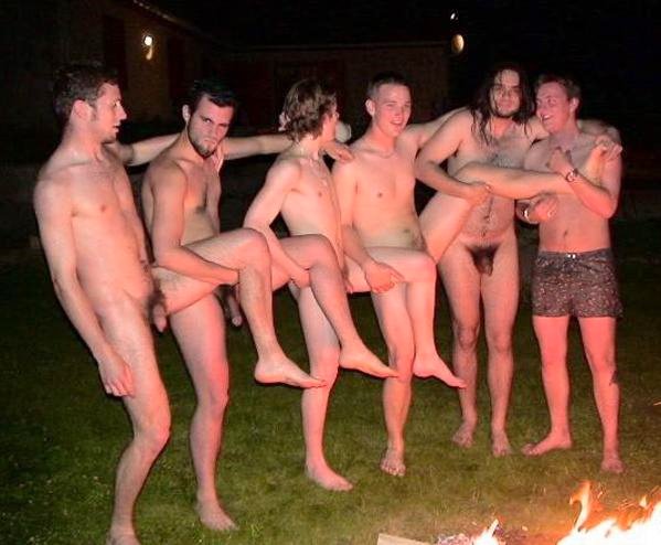 Naked Group Shots Posted by Ohmyhotguys at 845 PM 