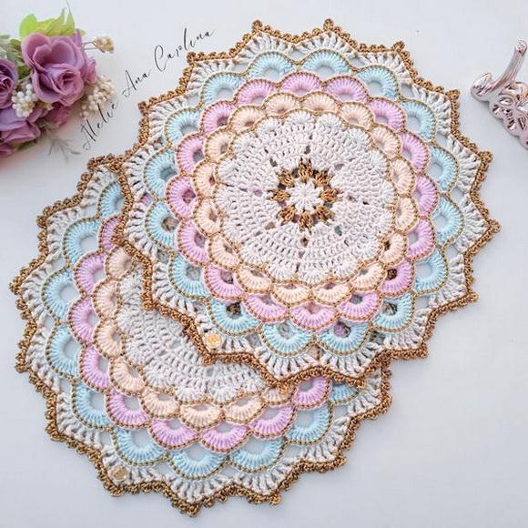 Crochet placemats