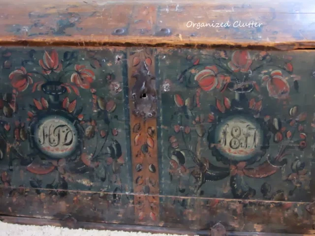 An Antique Norwegian Trunk www.organizedclutterqueen.blogspot.com