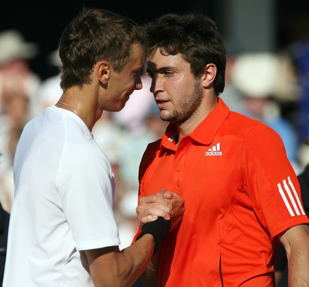 gilles simon shirtless. Gilles Simon is on a mini-roll