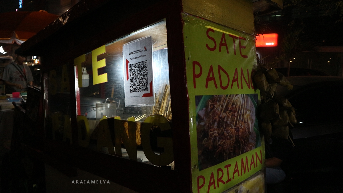 PKL Nasi Padang di Kawasan Blok M - Jakarta Selatan