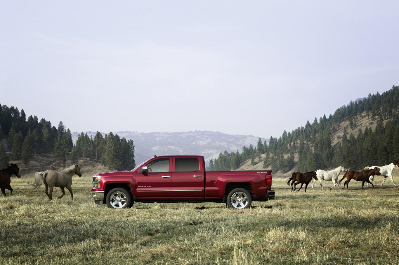 2014 Chevrolet Silverado Truck Side Wallpapers 1366X768