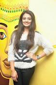 Nikitha Narayan Glam pics-thumbnail-18