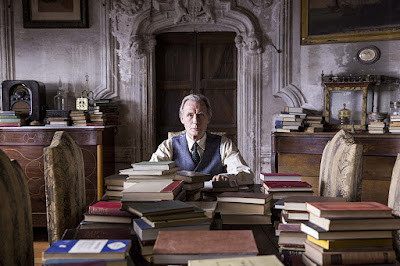 Bill Nighy é Edmund Brundish