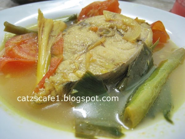 Catz's Cafe: Jom masuk dapur : ikan senangin masak singgang