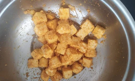 Fried paneer