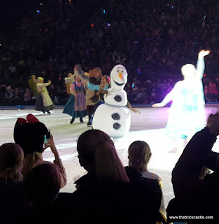 Disney On Ice 2015 Olaf tour Arendelle Frozen Snow