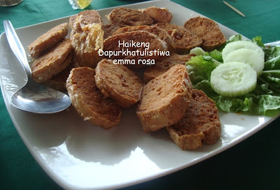 Dapur Khatulistiwa KULINER KHAS PONTIANAK