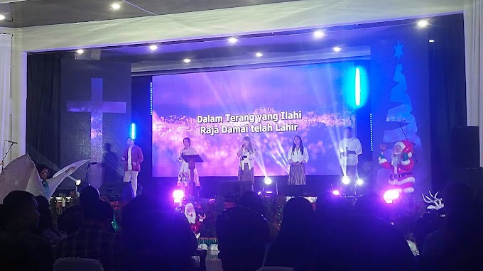 PEARAYAAN NATAL PT. BANK KALTENG TAHUN 2023 MOMENTUM MEMBERIKAN PELAYANAN TERBAIK BAGI MASYARAKAT KALIMANTAN TENGAH