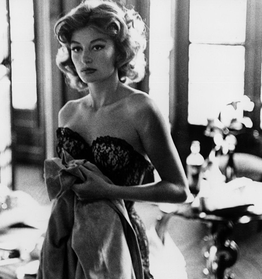 icon - anouk aimée