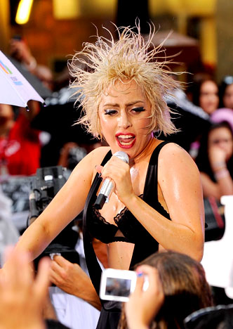 Lady Gaga Hairstyle on Lady Gaga Hairstyles   Celebrities
