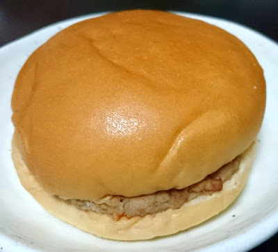 ヤマザキ　とろ～りとしたチーズのハンバーガー