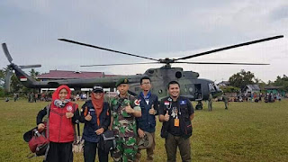 4 Dokter MDMC Kunjungi Lokasi Parah di Palu Dengan Helikopter