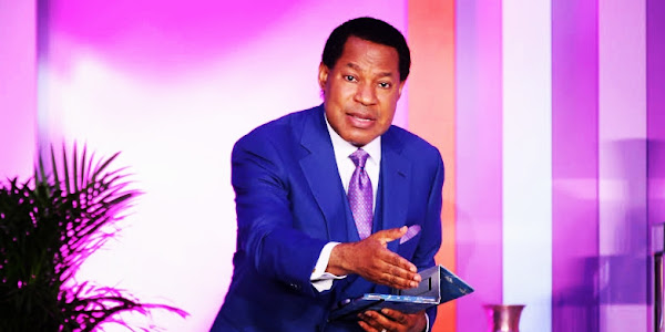 Pastor Chris Oyakhilome condemns FG regulation of church services 