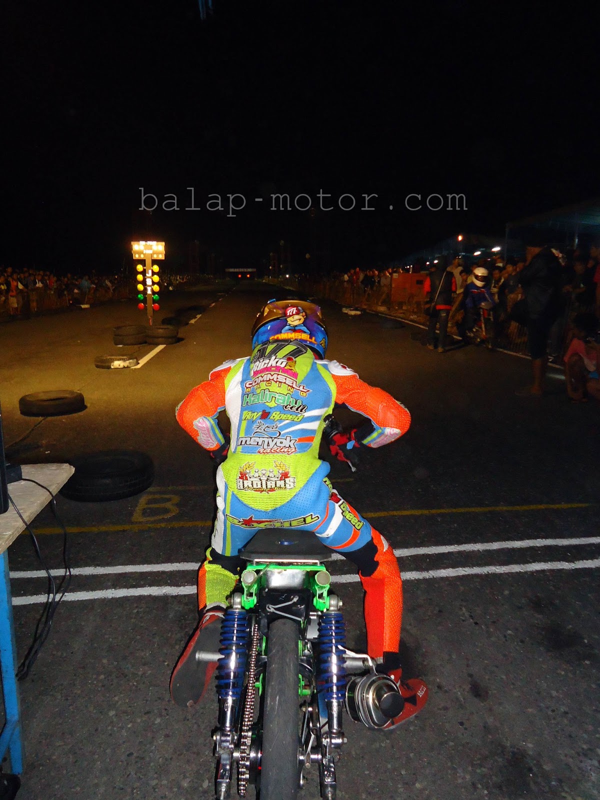 DRAG BIKE NITE RACE JOGJA 20 JULI 2013 Balapan Semalam Suntuk