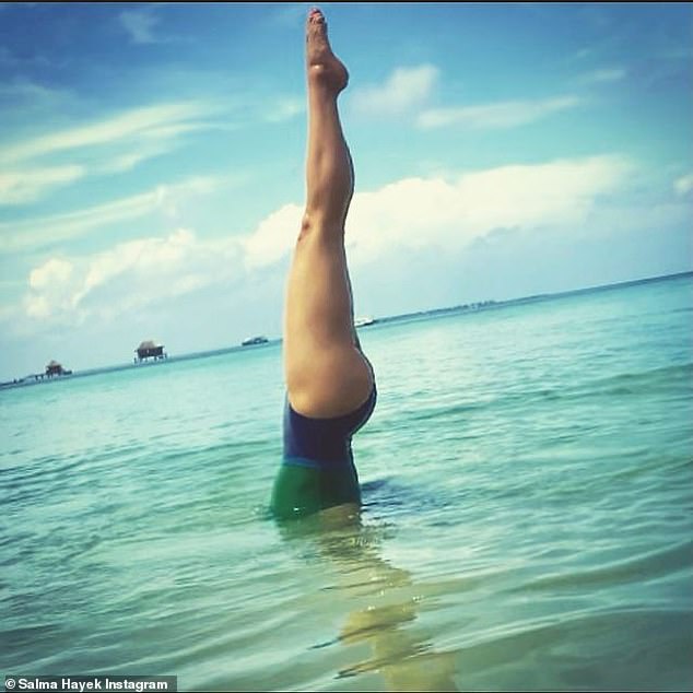 Salma Hayek in hot photos showing her fitness at sea during her vacation .. Photos
