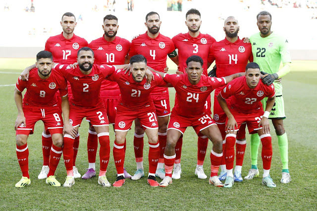 📸SELECCIÓN DE TÚNEZ 📆24 enero 2024 ⬆️Ellyes Skhiri, Anis Ben Slimane, Yassine Meriah, Montassar Talbi, Aïssa Laïdouni, Bechir Ben Said. ⬇️Hamza Rafia, Ali Abdi, Wajdi Kechrida, Seifeddine Jaziri, Elias Achouri. SELECCIÓN DE SUDÁFRICA 0 🆚 SELECCIÓN DE TÚNEZ 0 Miércoles 24/01/2024, 17:00 horas. 34ª Copa Africana de Naciones 2023, fase de grupos, Grupo E, jornada 3. Korhogo, Costa de Marfil, estadio Amadou Gon Coulibaly. GOLES: ⚽No hubo.