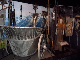 Narnia White Witch chariot and costume