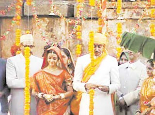 Aishwarya As Bride And Abhishek As Groom