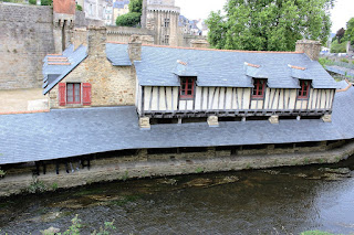 LAVOIR