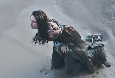 Kristen Stewart Shows Cleavage on the Set of Snow White and the Huntsman