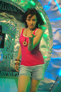 Neha Sharma Latest Hot Stills