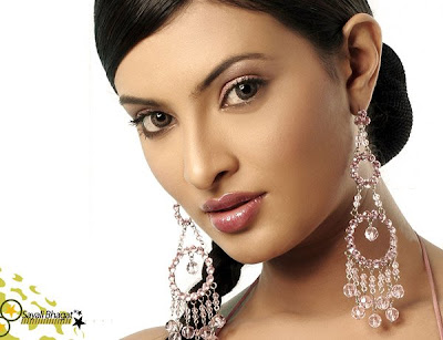 Sayali Bhagat Photos