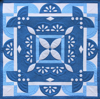 WINTER QUILT-QUILT PATTERN-INTERMEDIATE PATTERN-BLUE QUILT-SNOWFLAKE-LACE