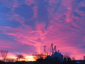 sun pillar pink and blue