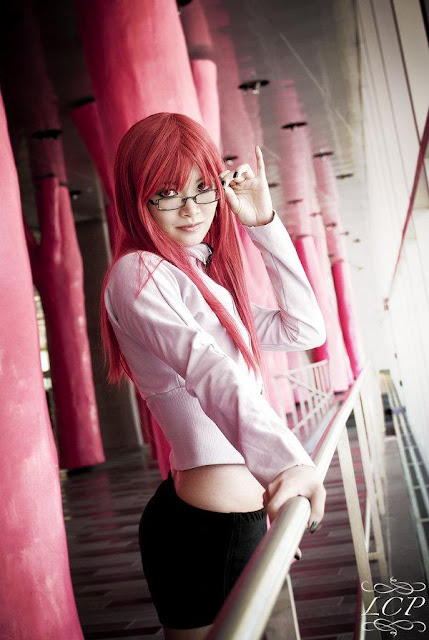 10 Cosplayer Wanita Paling Cantik dan Seksi di Anime Naruto