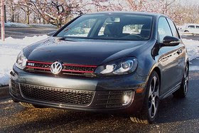 2010 Volkswagen GTI pictures