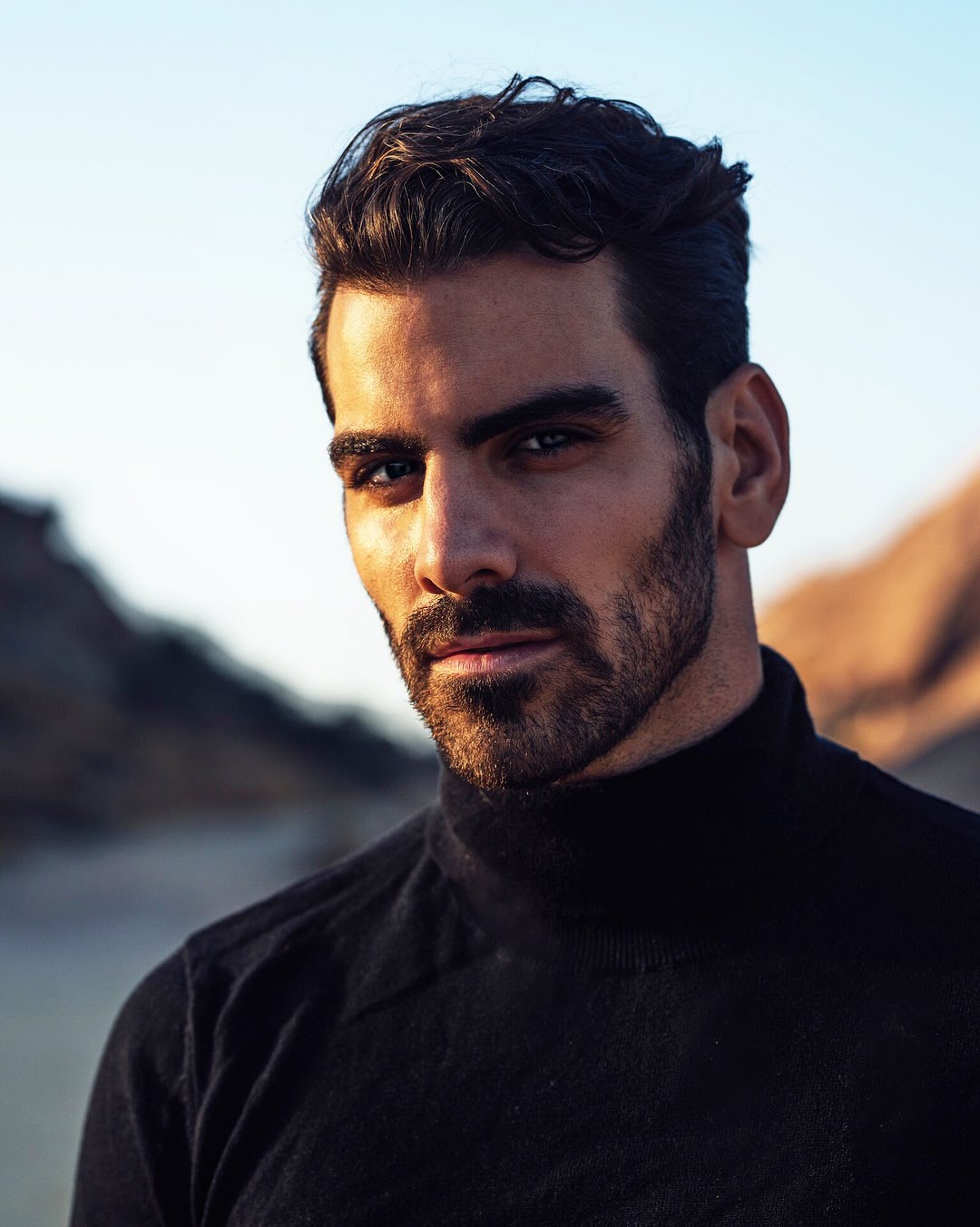 Shirtless Men On The Blog: Nyle DiMarco Mostra Il Sedere