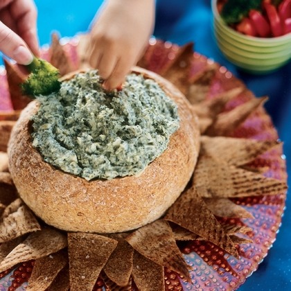 Spinach-Dip Bread Bowl