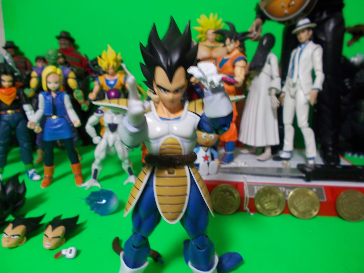 S H Figuarts SS3 Goku Knock off DATONG figure review Dragon Ball 